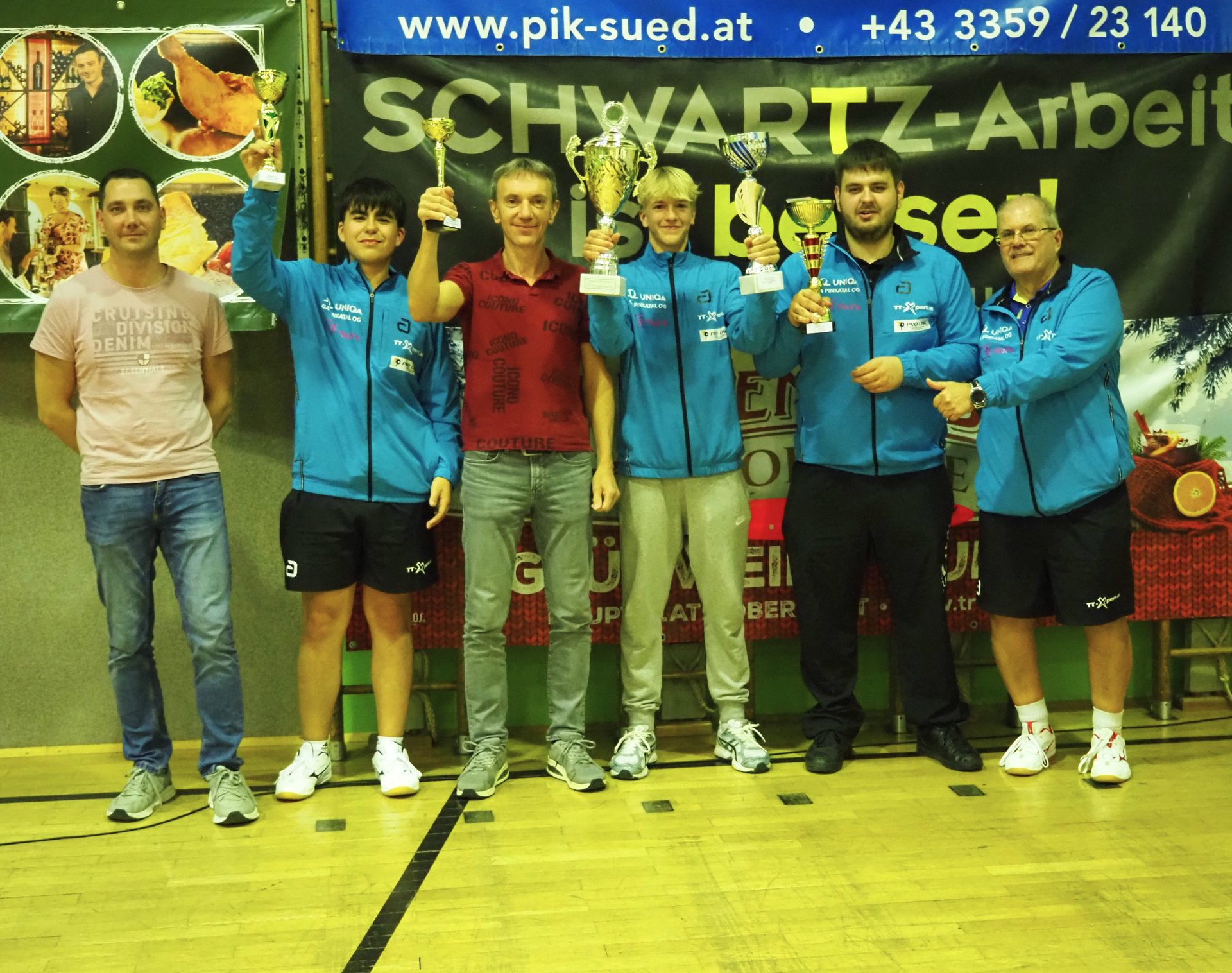 WETTKAMPF & TRAINING