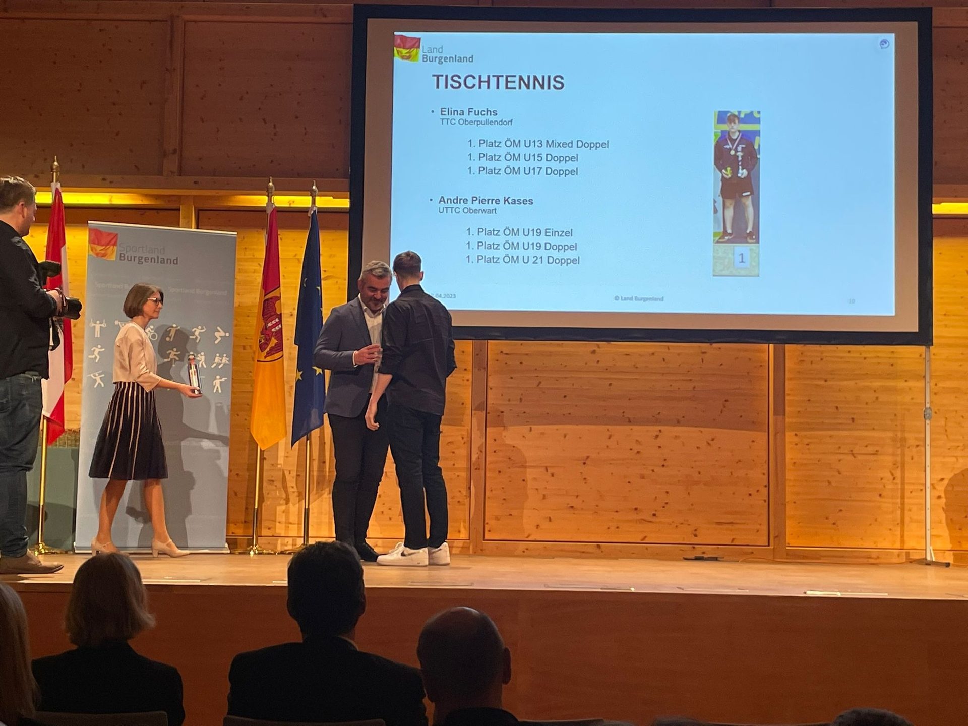 Silbernes Ehrenzeichen für den UTTC Town & Country Haus Oberwart